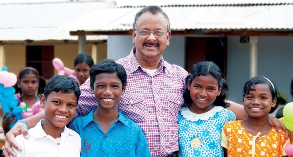 Faiz with kids from Ashroi Kendra.